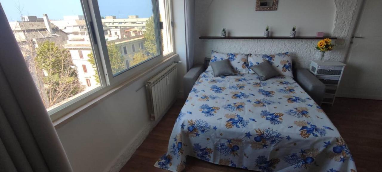 Attico Girasole Lejlighed Lido di Ostia Eksteriør billede